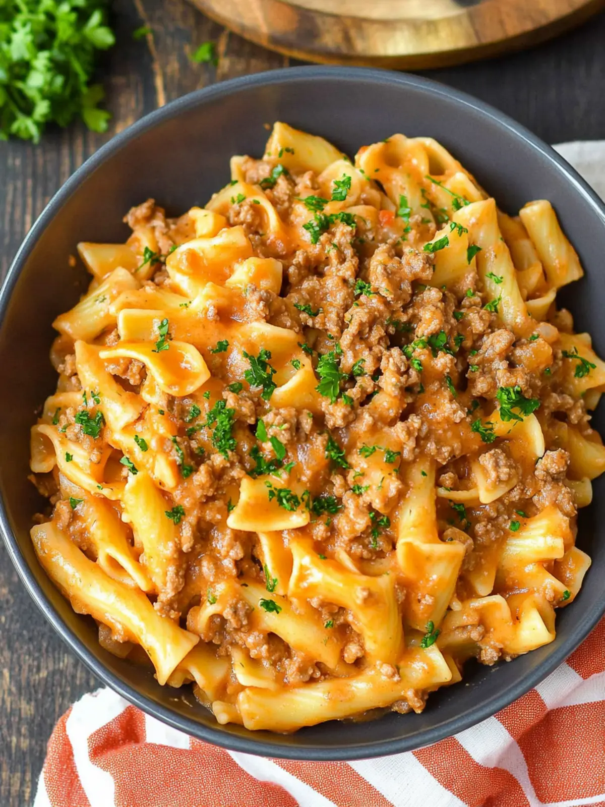 Delicious 30-Minute Creamy Ground Beef Pasta Your Family Will Love 2 Creamy Ground Beef Pasta