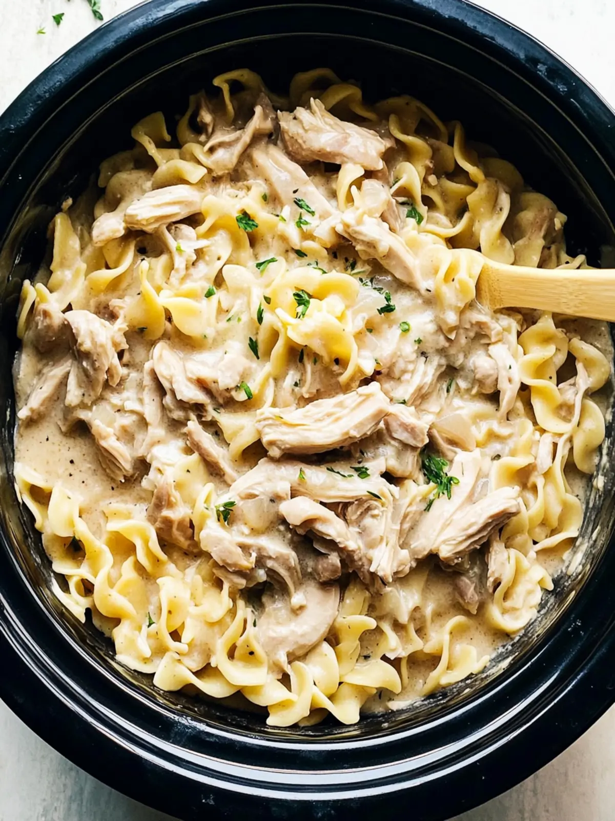 Crockpot Chicken and Noodles: Cozy Comfort Made Easy 2 Crockpot Chicken and Noodles